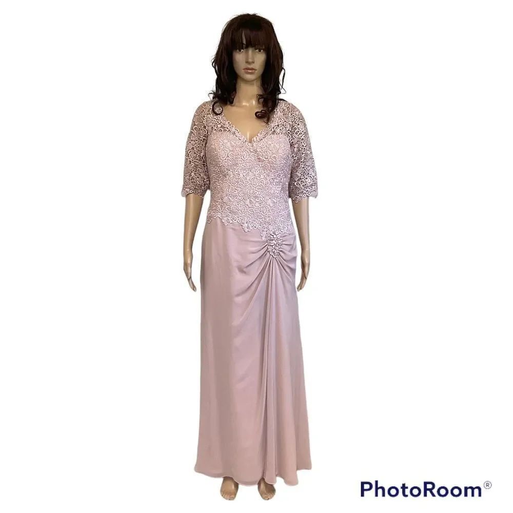 Montage By Mon Cheri blush/ pink lace chiffon maxi formal gown 14